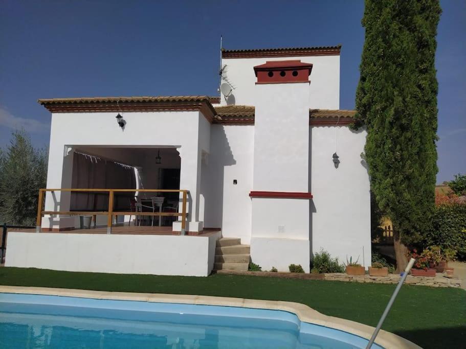 אריאטה Agradable Casa Con Piscina En La Serrania. מראה חיצוני תמונה